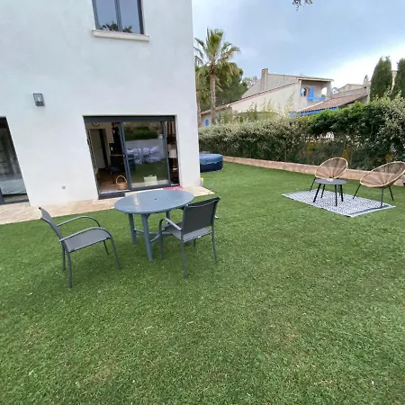 Apparement Moderne Avec Jardin Et Jacuzzi * Fréjus
