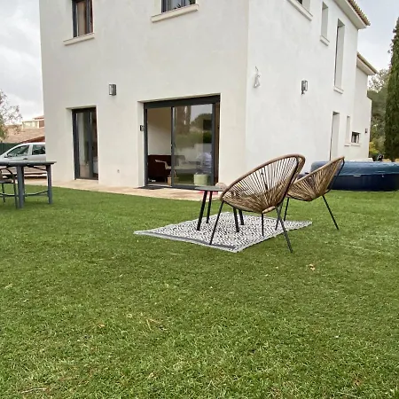 아파트 Apparement Moderne Avec Jardin Et Jacuzzi